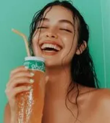 imgi_28_joyful_woman_with_drink